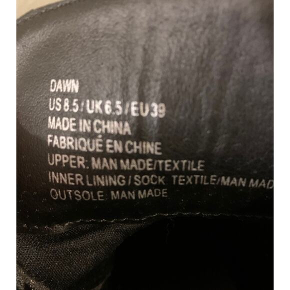 Shoe Dazzle Combat Boots Size 8.5 Black Brown Sock Sweater Tie Combat Lace Up - Picture 8 of 8